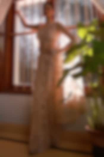 Golden Net Floral Embroidered Wedding Saree Set by MeenaGurnam at Pernia's Pop Up Shop