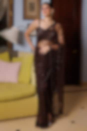 Brown Net Floral Embroidered Wedding Saree Set by MeenaGurnam at Pernia's Pop Up Shop