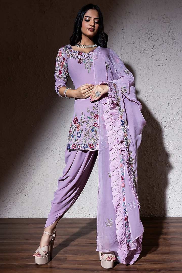 Lilac Georgette Dabka Embroidered Kurta Set by MeenaGurnam at Pernia's Pop Up Shop