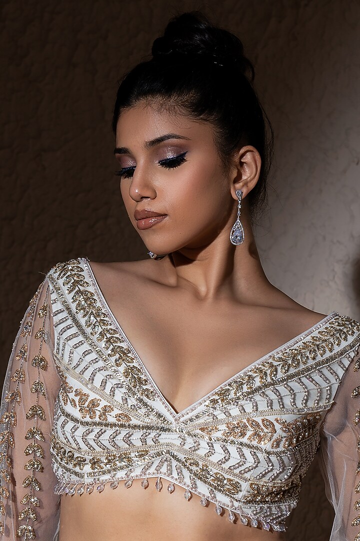 Off-White Net & Georgette Skirt Set by MeenaGurnam at Pernia's Pop Up Shop