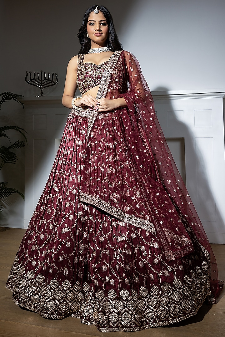 Red Jacquard Embroidered Wedding Lehenga Set by MeenaGurnam at Pernia's Pop Up Shop