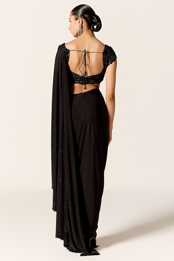 Black Butter Lycra Draped Slit Wedding Saree Set by Manika Nanda at Pernia's Pop Up Shop
