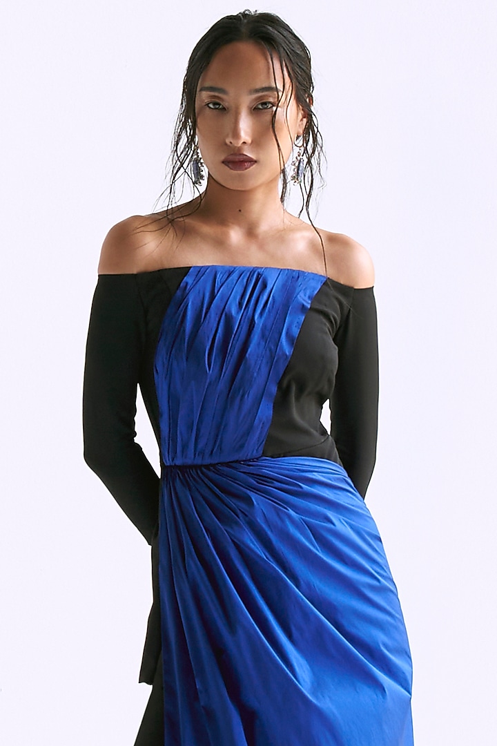 Black & Electric Blue Taffeta Draped Co-Ord Set by Manika Nanda at Pernia's Pop Up Shop