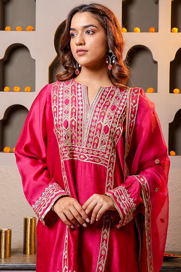 Wine Silk Chanderi Embroidered Kurta Set by Monica Khosla at Pernia's Pop Up Shop