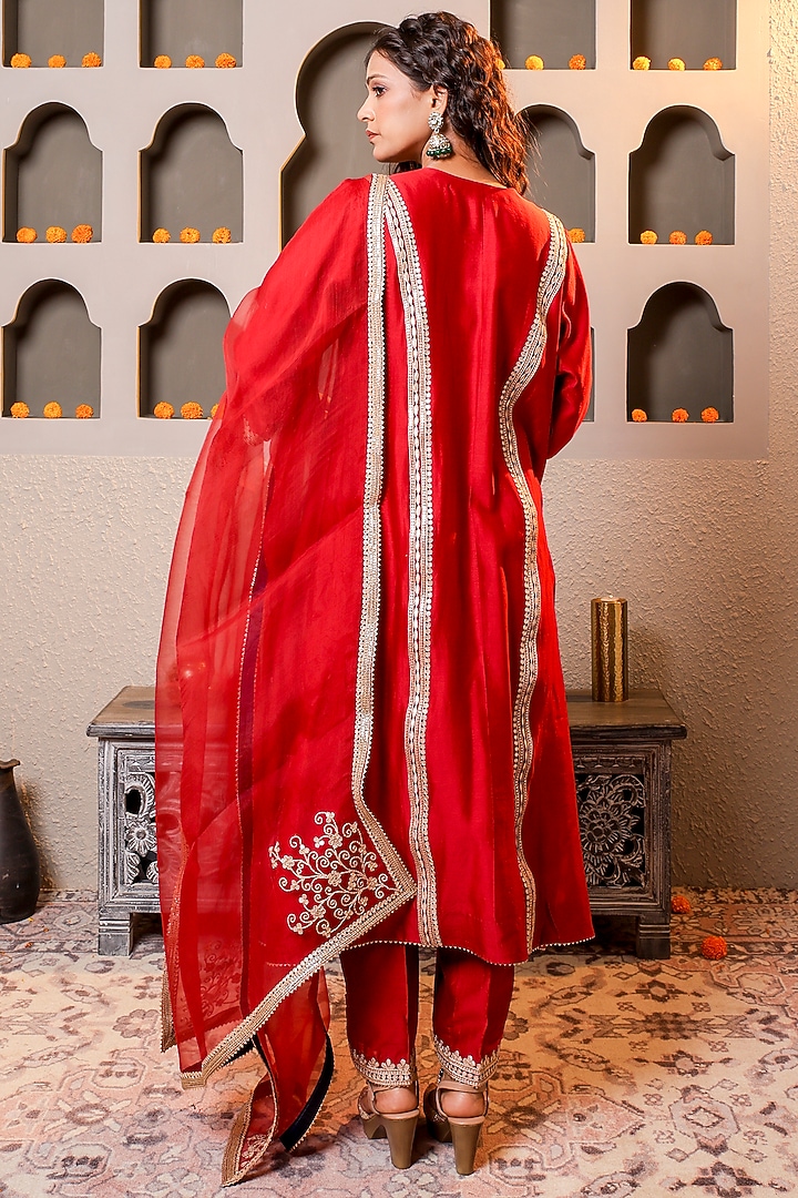 Red Silk Chanderi Embroidered Kurta Set by Monica Khosla at Pernia's Pop Up Shop