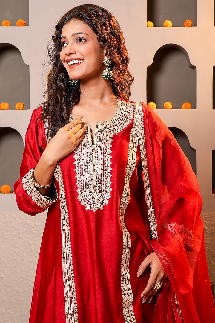 Red Silk Chanderi Embroidered Kurta Set by Monica Khosla at Pernia's Pop Up Shop