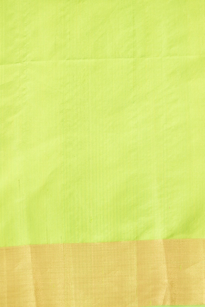 Off-White Pure Chanderi Silk Handwoven Festive Saree Set by Mint n oranges at Pernia's Pop Up Shop