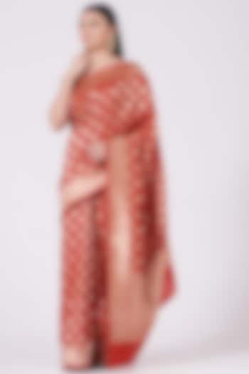 Red Banarasi Silk Handwoven Saree Set by Mint N Oranges