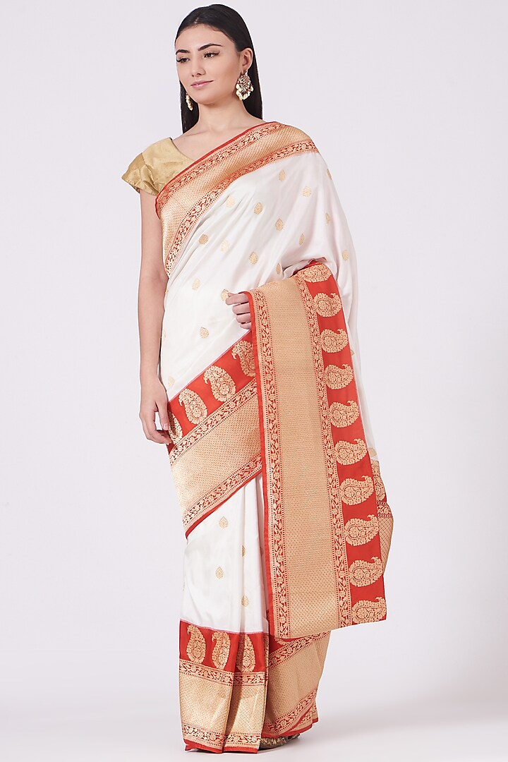 Red & White Banarasi Silk Handwoven Saree Set by Mint N Oranges