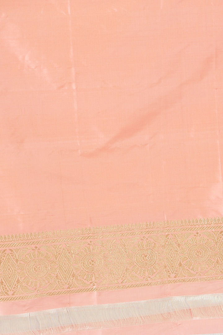 Peach Wedding Saree Set With Floral Zari Work by Mint N Oranges at Pernia's Pop Up Shop