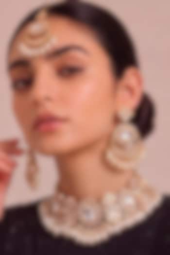 Gold Finish Kundan Polki Choker Necklace Set by MNSH at Pernia's Pop Up Shop