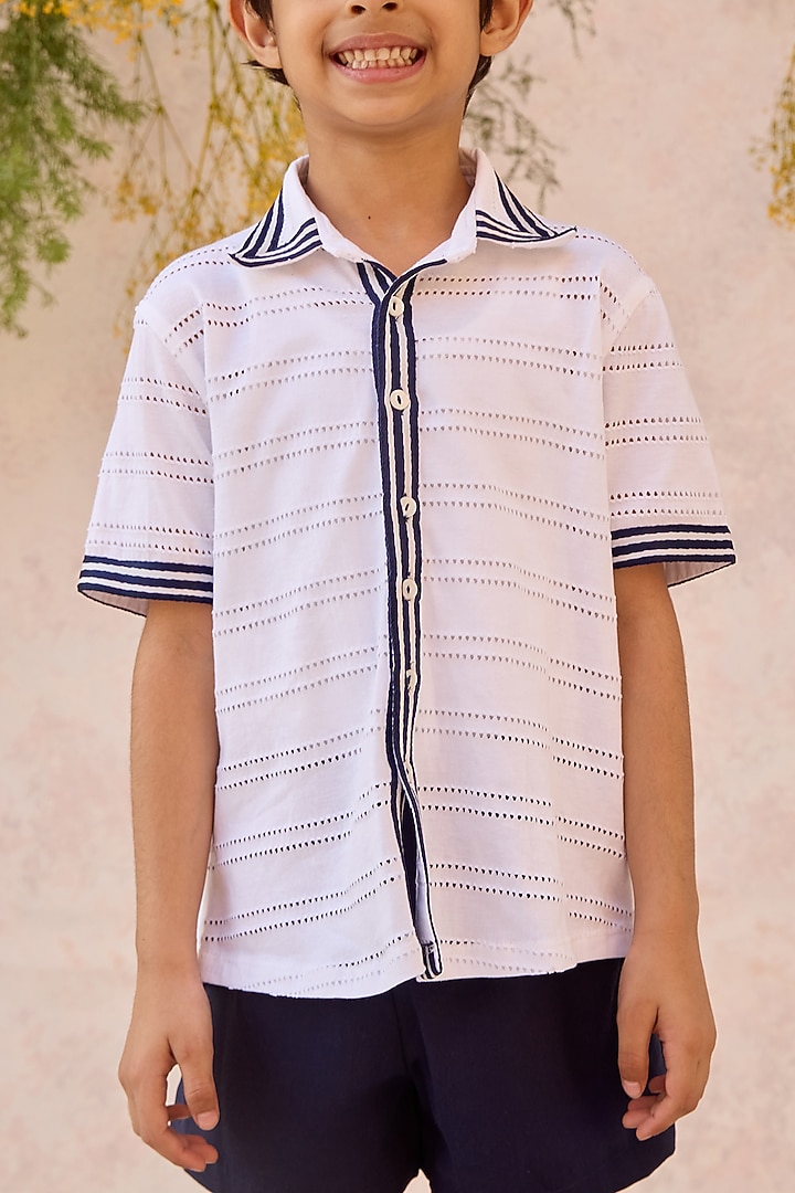 White Pointal Twill Jersey Shirt For Boys by MINI TRAILS at Pernia's Pop Up Shop