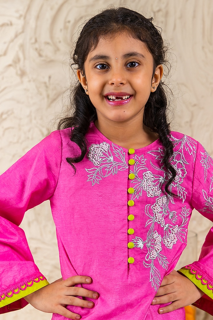 Pink Silk & Glace Cotton Bead Embroidered Kurta Set For Girls by MINI TRAILS at Pernia's Pop Up Shop