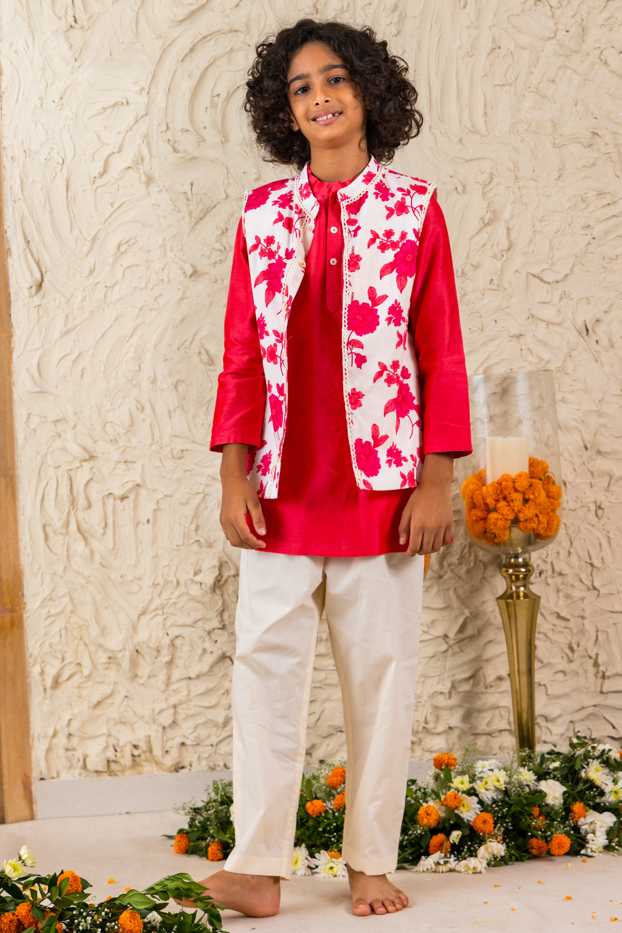 Red Glace Cotton & Cotton Poplin Printed Jacket Set For Boys by MINI TRAILS