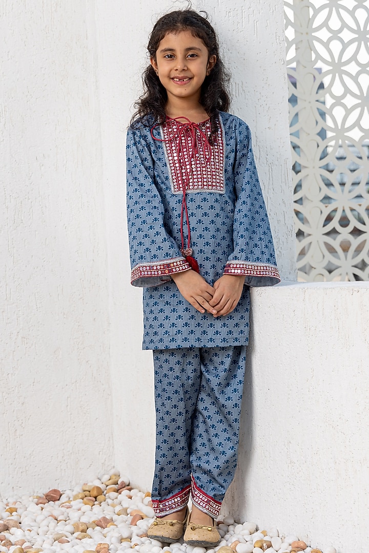 Blue Glace Cotton & Cotton Voile Embroidered Kurta Set For Girls by MINI TRAILS at Pernia's Pop Up Shop