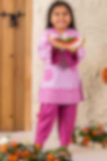 Lilac Cotton Chanderi & Cotton Voile Patchwork Kurta Set For Girls by MINI TRAILS at Pernia's Pop Up Shop