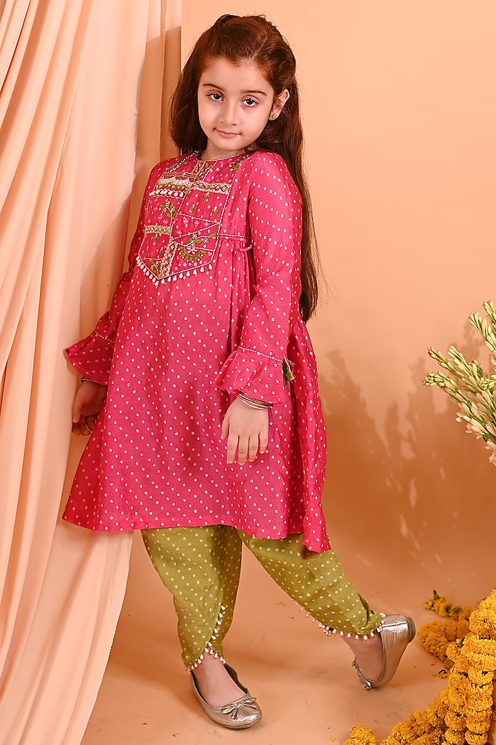 Pink Cotton Silk & Cotton Voile Printed Kurta Set For Girls by MINI TRAILS