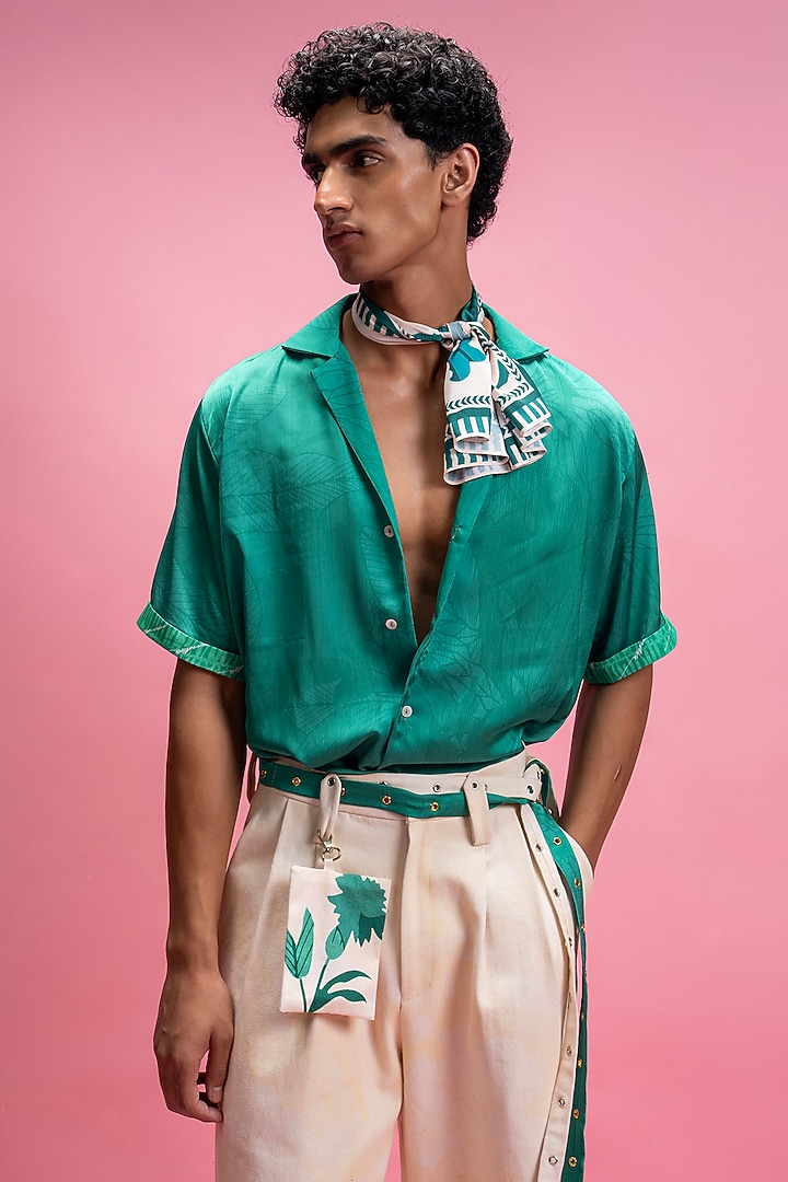 Green & Ivory Printed Co-Ord Set by Mandira Wirk Men at Pernia's Pop Up Shop