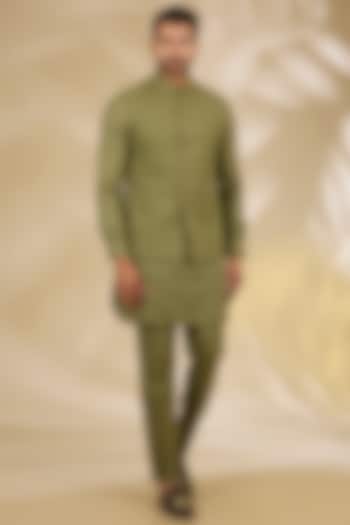 Green Ruby Silk Dori Embroidered Bundi Jacket Set by Manish Nagdeo Men at Pernia's Pop Up Shop