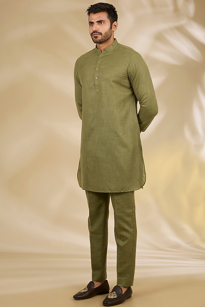 Green Ruby Silk Dori Embroidered Bundi Jacket Set by Manish Nagdeo Men at Pernia's Pop Up Shop