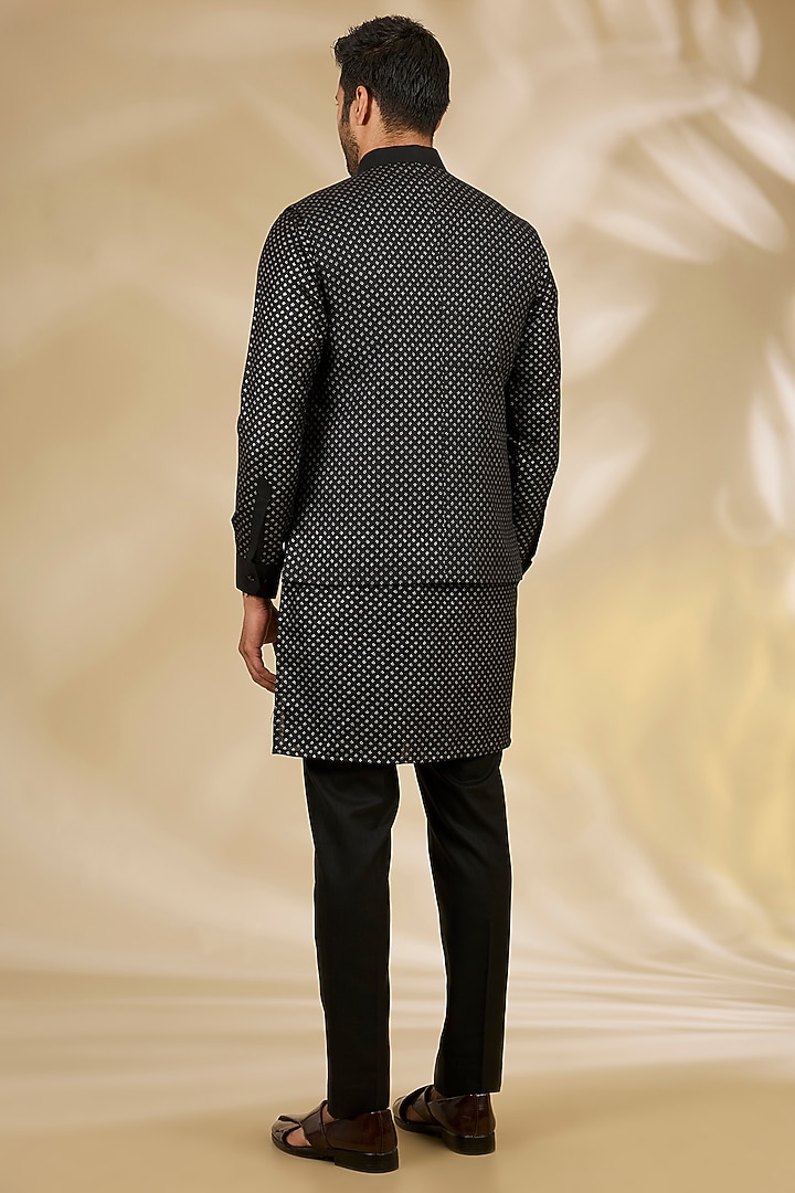 Black Ruby Silk Printed Bundi Jacket Set by Manish Nagdeo Men at Pernia's Pop Up Shop
