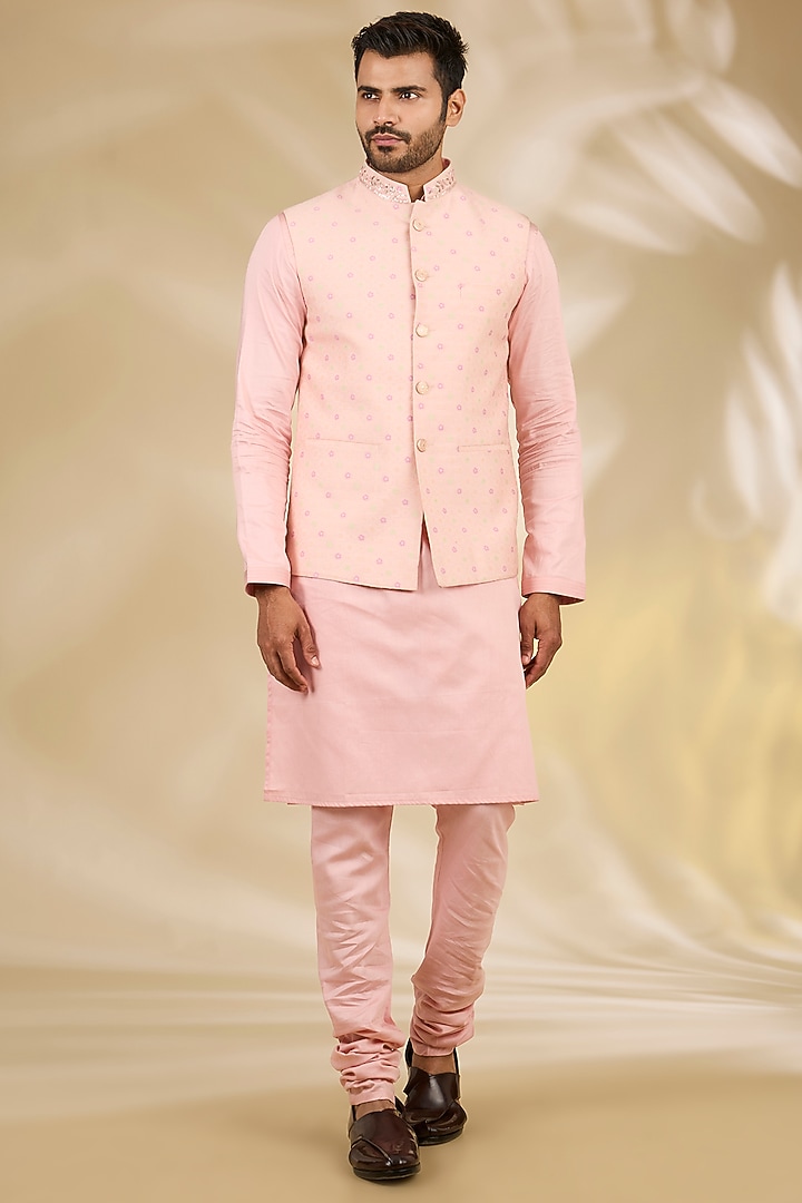 Peach Banarasi Brocade Hand Embroidered Bundi Jacket Set by Manish Nagdeo Men at Pernia's Pop Up Shop