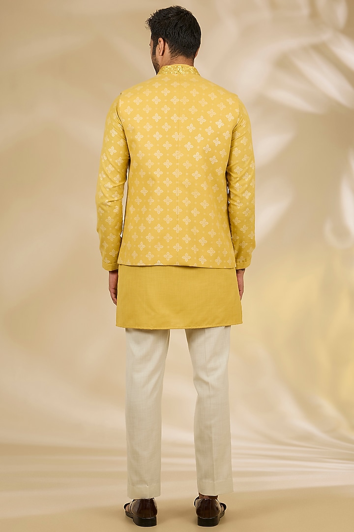 Yellow Ruby Silk Mandala Printed Bundi Jacket Set by Manish Nagdeo Men at Pernia's Pop Up Shop