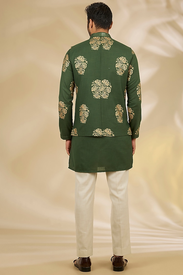 Green Ruby Silk Butta Printed Bundi Jacket Set by Manish Nagdeo Men at Pernia's Pop Up Shop