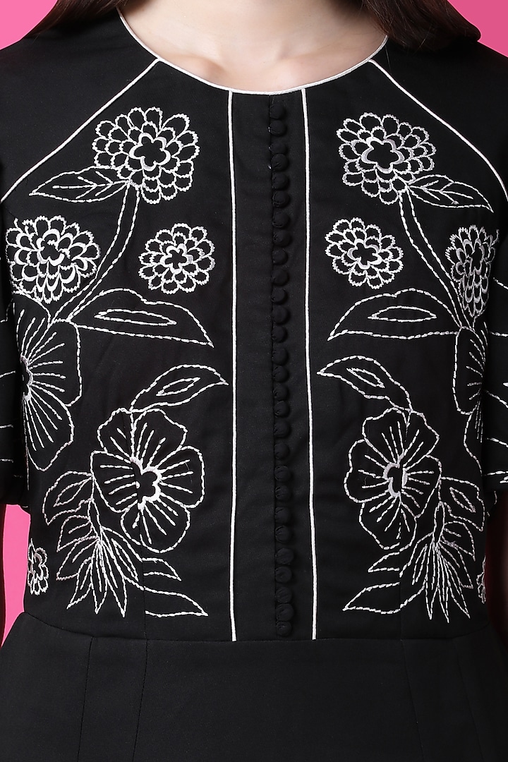 Black Luxury Crepe Thread Embroidered A-Line Vacation Dress by Manish Nagdeo at Pernia's Pop Up Shop