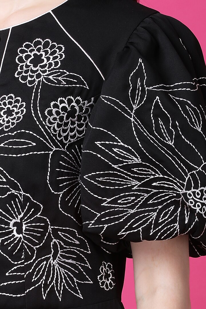 Black Luxury Crepe Thread Embroidered A-Line Vacation Dress by Manish Nagdeo at Pernia's Pop Up Shop