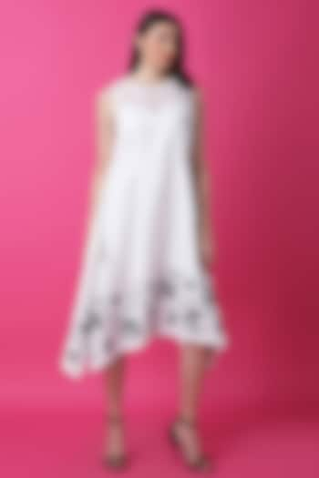 White Luxury Crepe Floral Printed Midi Dress by Manish Nagdeo at Pernia's Pop Up Shop