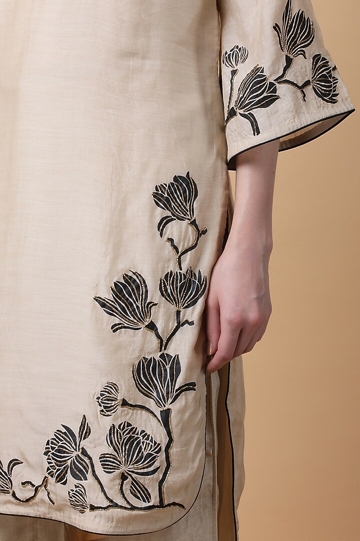 Beige Bamboo Muslin Floral Printed Kurta Set by Manish Nagdeo at Pernia's Pop Up Shop