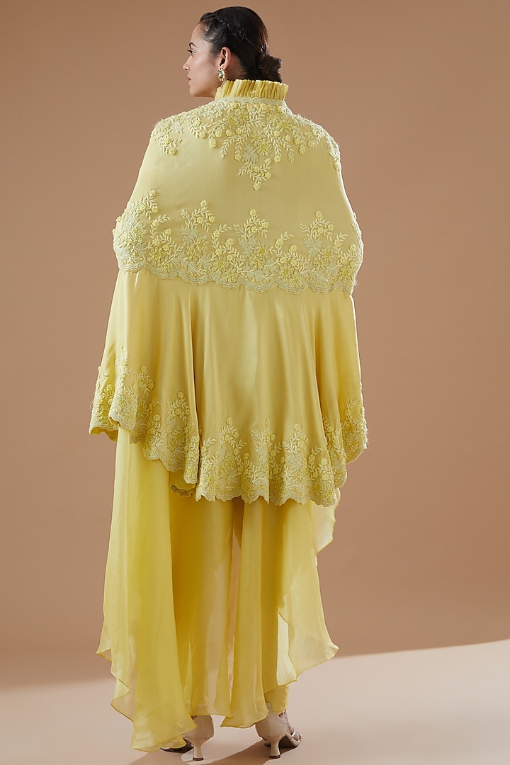 Yellow Dupion Embroidered Cape Set by Minaxi Dadoo at Pernia's Pop Up Shop