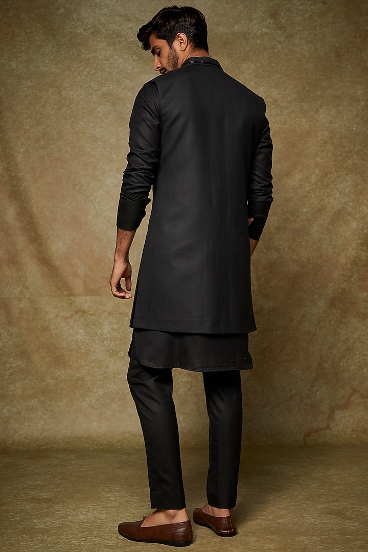 Black Silk Embroidered Wedding Indowestern Set by Manish Nagdeo Men at Pernia's Pop Up Shop