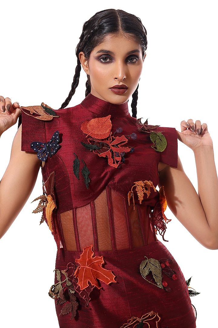 Red Raw Silk & Tulle Applique Embellished Bodycon Cocktail Dress by Modo Caldo at Pernia's Pop Up Shop