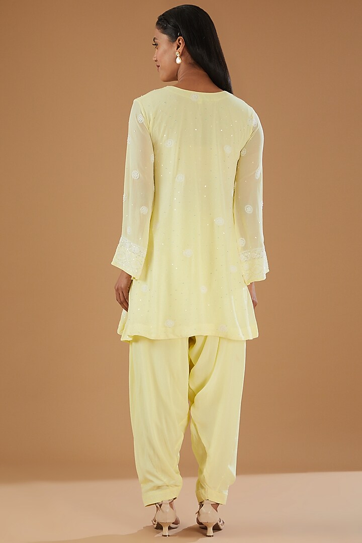Yellow Georgette & Crepe Chikankari Kurta Set by The Mohi Studio at Pernia's Pop Up Shop