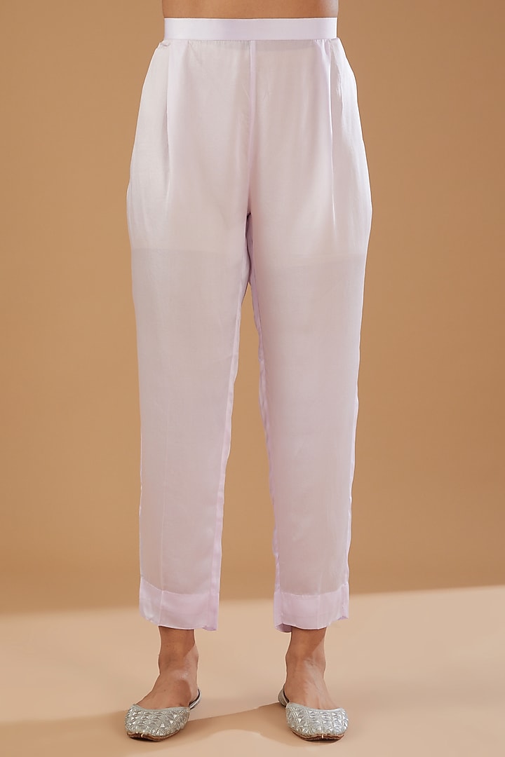 Lavender Georgette & Semi Crepe Chikankari Kurta Set by The Mohi Studio at Pernia's Pop Up Shop