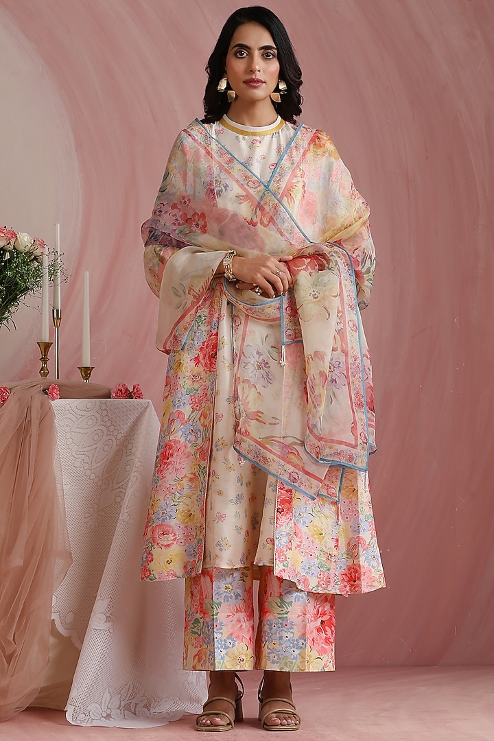 Off-White Pure Chanderi Silk Printed & Machine Embroidered Kurta Set by MOH India at Pernia's Pop Up Shop