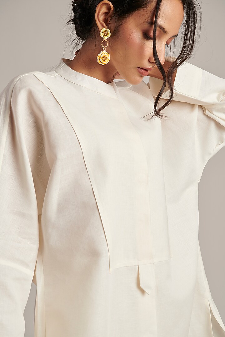 Off-White Pure Linen Tunic by MOH India at Pernia's Pop Up Shop