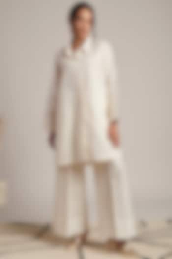 Off-White Pure Linen Tunic Set by MOH India at Pernia's Pop Up Shop