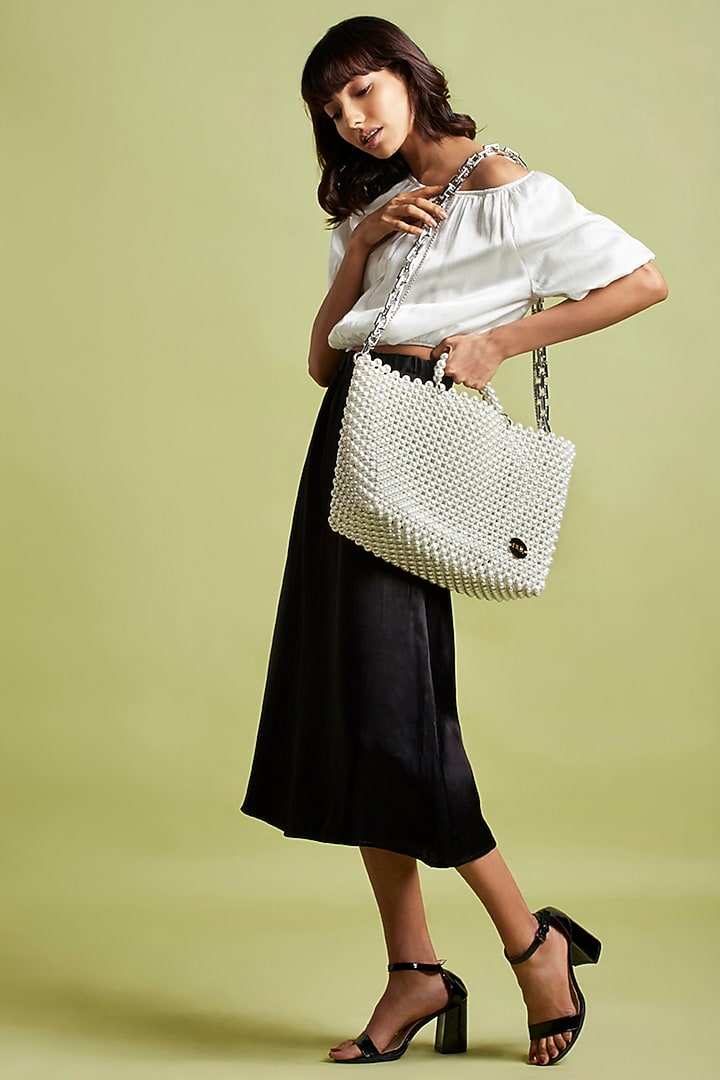 Off-White Pearl Beaded Tote Bag by Moihno Accessories at Pernia's Pop Up Shop