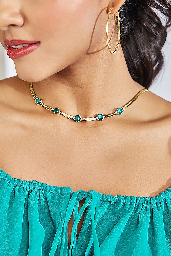 Gold Finish Emerald Green Stone Necklace In Sterling Silver by Moihno Accessories