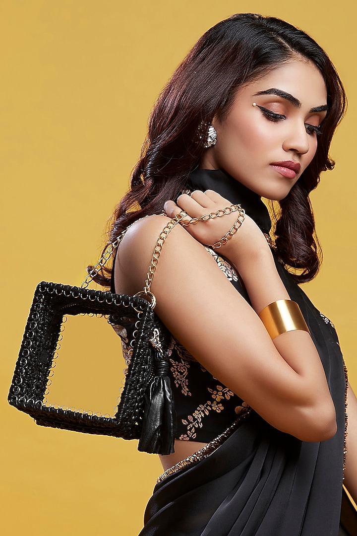 Black Acrylic Yarn Handbag by Moihno Accessories