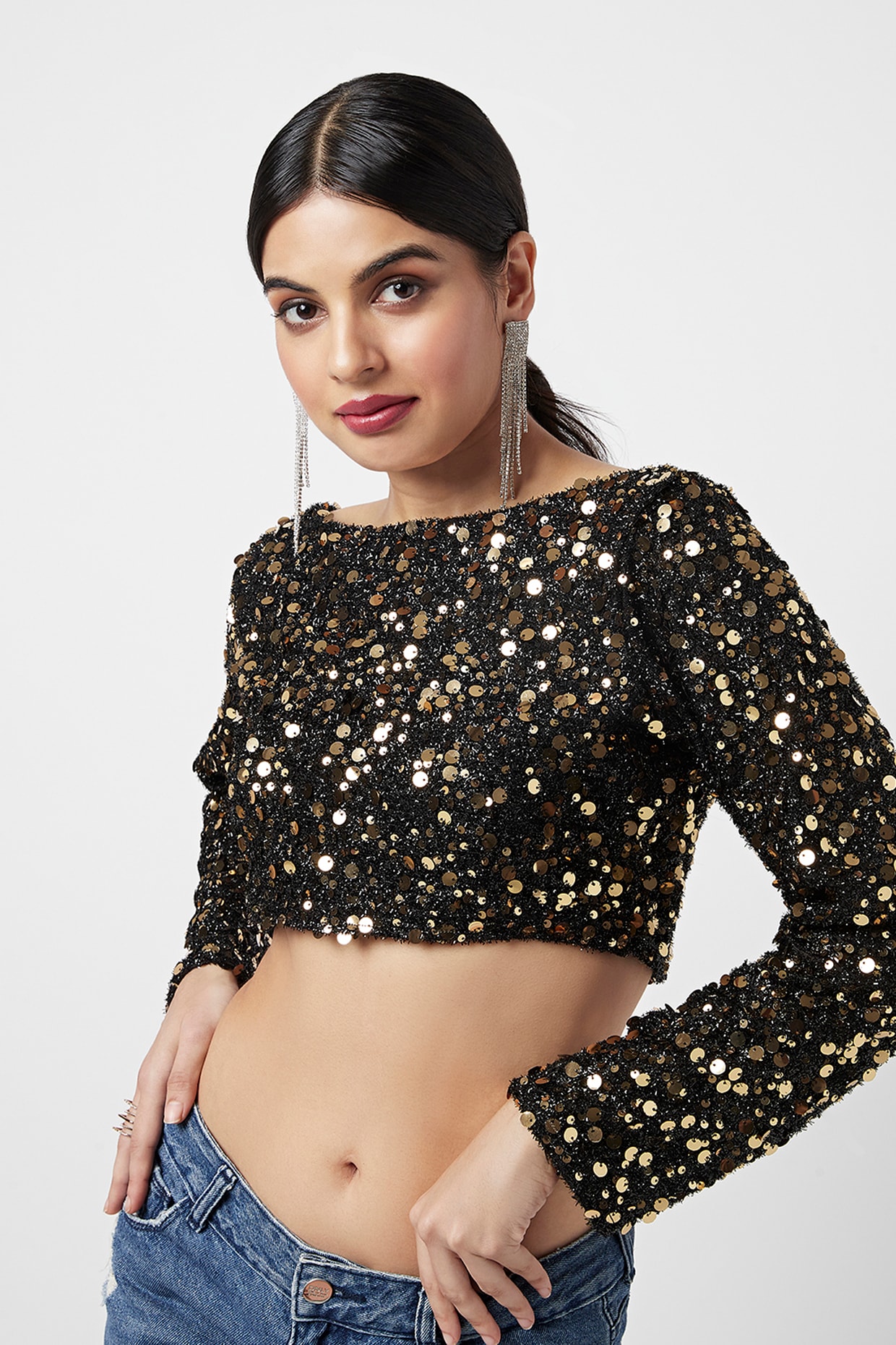 Gold Sequins Embellished Crop Top by Moihno at Pernia's Pop Up Shop 2024