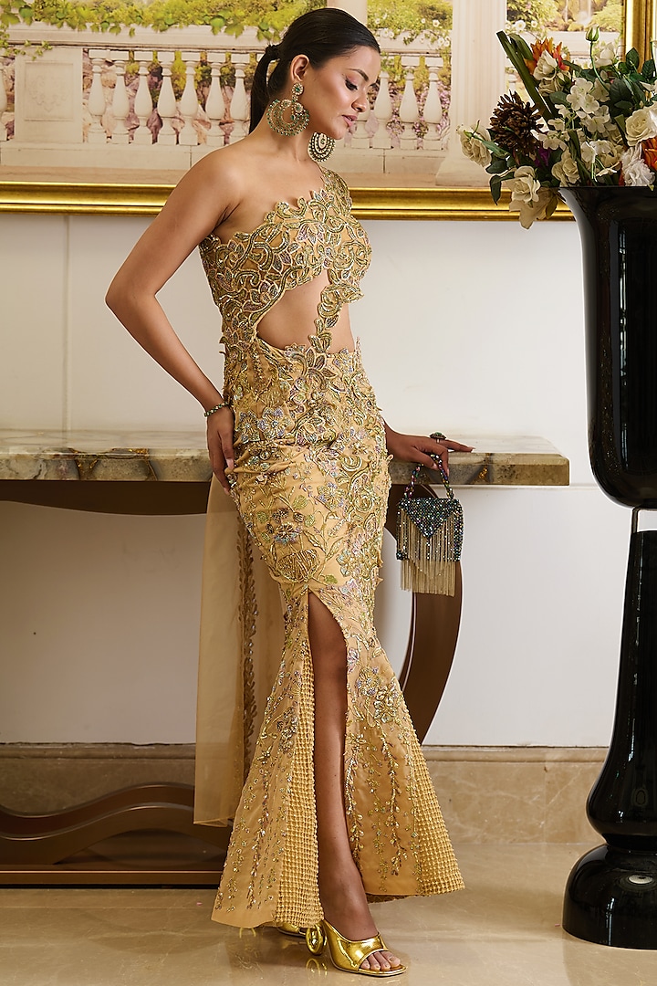 Golden Viscose Organza Floral Motifs Embellished Structured Pre-Draped Skirt Reception Saree Set by Moledro at Pernia's Pop Up Shop