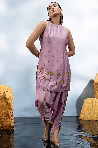 Lilac Dupion Silk Motif Embroidered Kurta Set by Mona & Vishu