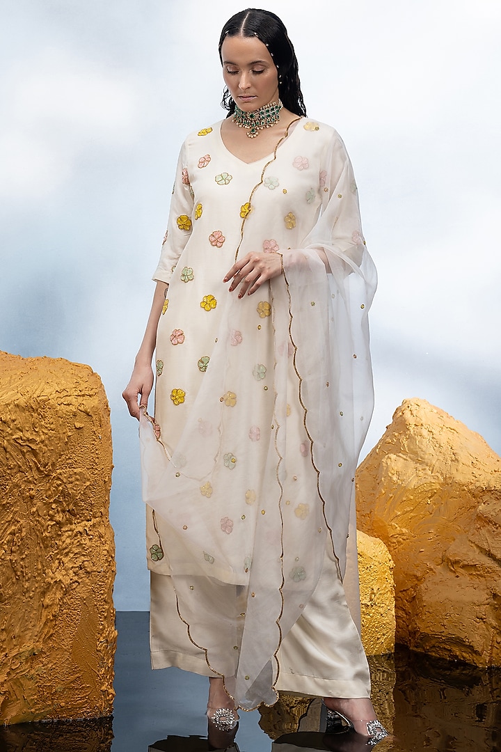 Ivory Dupion Silk Crystal Embroidered Straight Kurta Set by Mona & Vishu at Pernia's Pop Up Shop