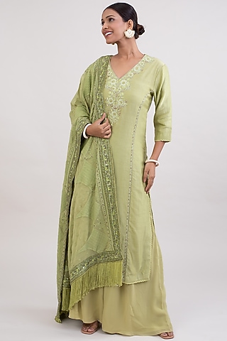 Pista Chanderi Aari Embroidered Kurta Set by Monika Mathuria Datta