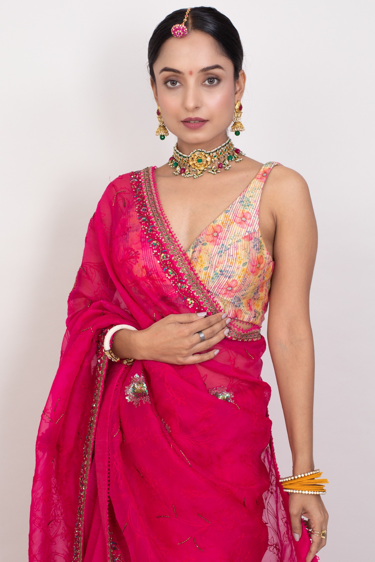 Bright Pink Woven Patola Silk Saree – SHANGRILA DESIGNER