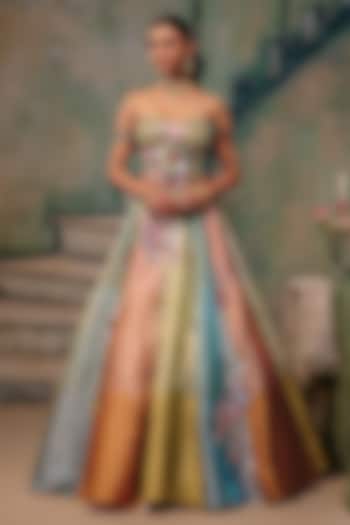 Multi-Colored Chanderi Floral Motif Work Paneled Wedding Lehenga Set by Label Moni K at Pernia's Pop Up Shop